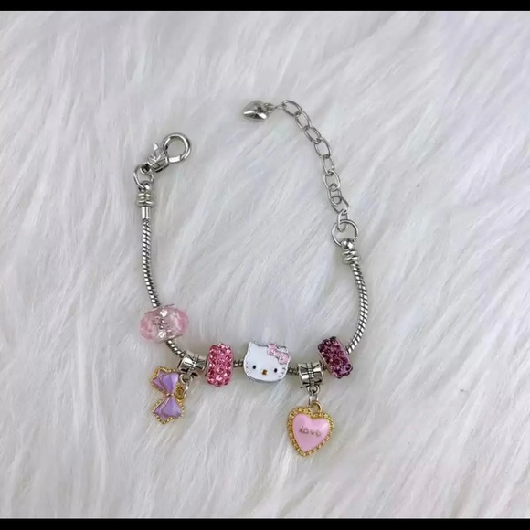 Hello Kitty Theme Charm Bracelet - Picture 2 of 2